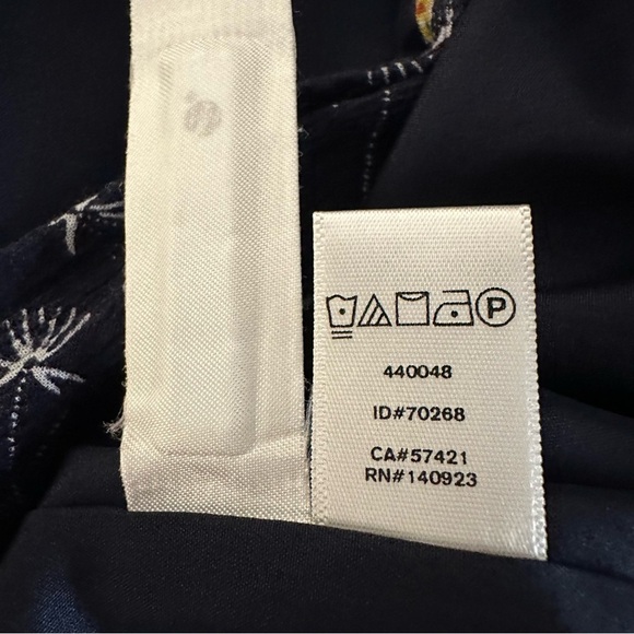 LOFT navy floral sleeveless romper jumpsuit with tie neck Size M - Picture 11 of 12